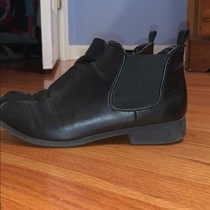 Black American Rag Booties - Size 7.5